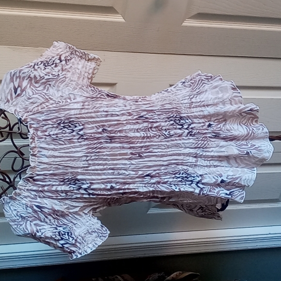 Top - Picture 4 of 4